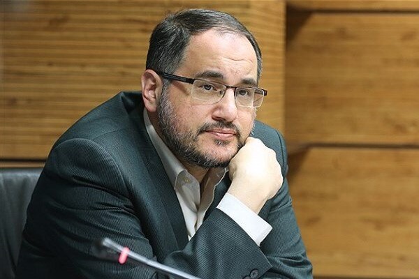 خودرو به یکی از ابرچالش‌های حکمرانی کشور تبدیل خواهد شد 