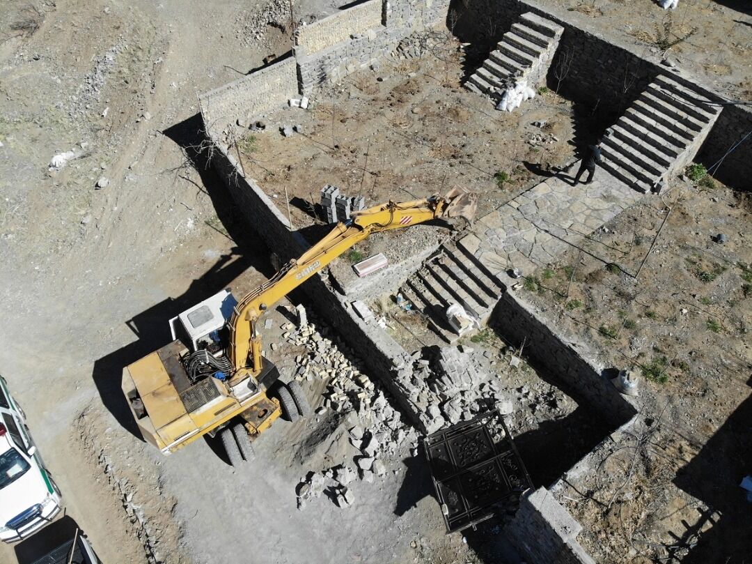 ویلاهای غیرمجاز روستای خاوه تخریب شد