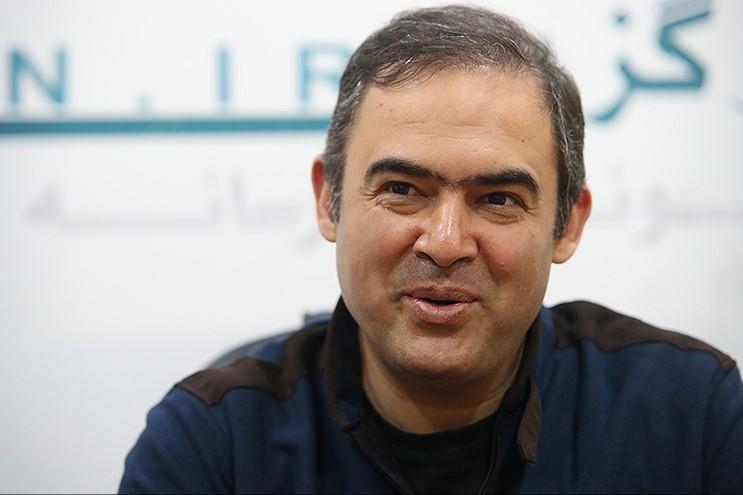 جرات دارید روی دیوار سفارتهای چین یا روسیه نقطهای بگذارید جرات دارید روی دیوار سفارتهای چین یا روسیه نقطهای بگذارید