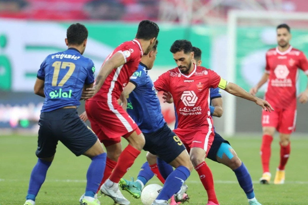 زمان دیدار پرسپولیس و استقلال تغییر کرد
