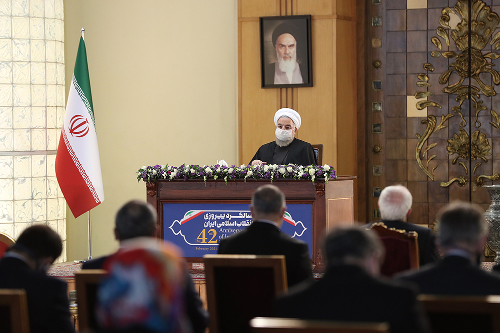هیچ‌کس از ایران توقع برداشتن گام اول تعهدات را نداشته باشد