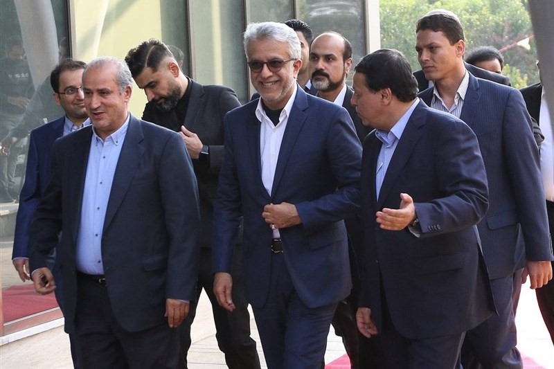 افشاگری باورنکردنی از تخلفات فولاد مبارکه/ریخت و پاش میلیاردی سپاهان و ساکت افشاگری باورنکردنی از تخلفات فولاد مبارکه/ریخت و پاش میلیاردی سپاهان و ساکت