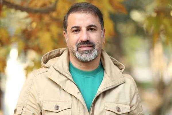 بر سنگ مزار علی سلیمانی چه نوشتند؟