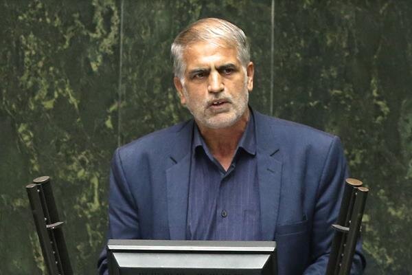 اخذ اجباری هرگونه کمک مالی از اولیا دانش آموزان خلاف قانون است