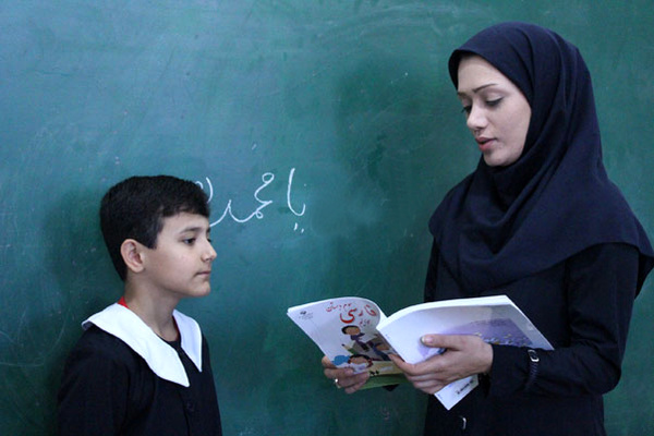 اعطای کارت خرید ۵۰ میلیون تومانی به فرهنگیان اعطای کارت خرید ۵۰ میلیون تومانی به فرهنگیان