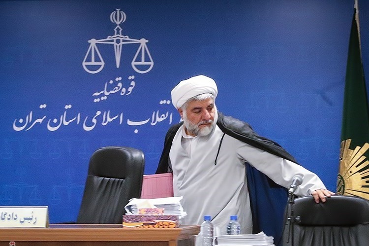 قاضی سرشناس پروندههای امنیتی از دادگاه انقلاب رفت قاضی سرشناس پروندههای امنیتی از دادگاه انقلاب رفت