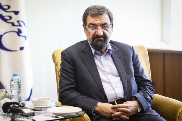 موافقت رهبر انقلاب با استعفای محسن رضایی