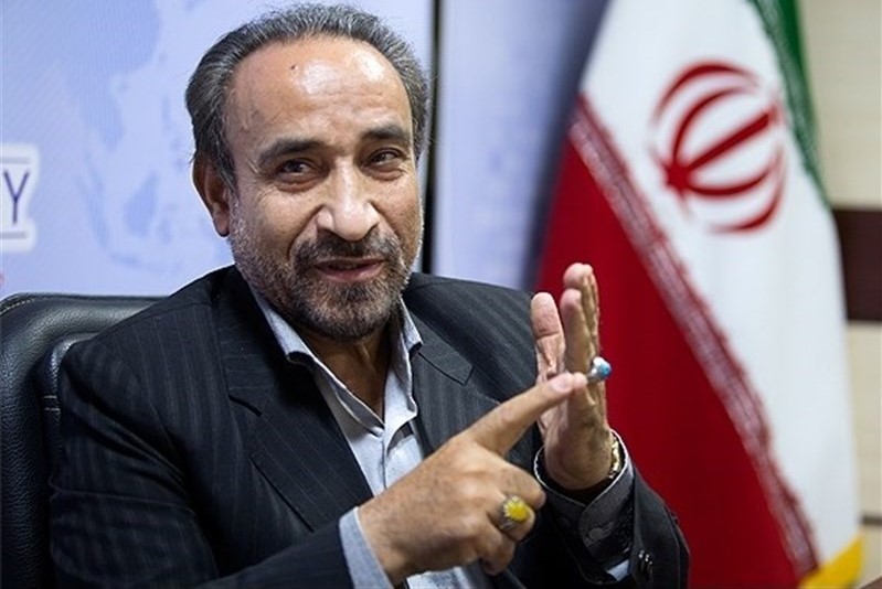 خباز: افرادی که خط مقدم جبهه را ترک کردند حالا مدعی انقلاب شده اند