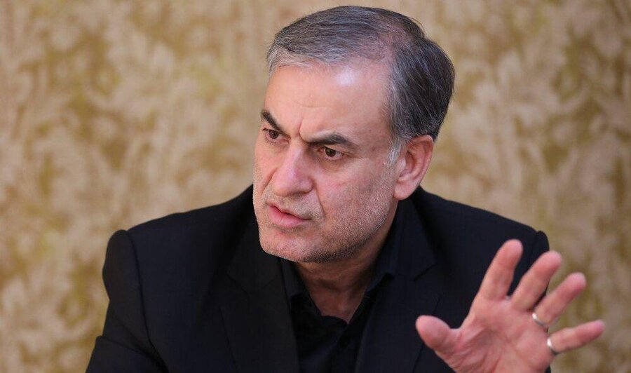 پیاده‌نظامِ بی‌مصرفِ اسب‌های مرده اصلاحاتی‌ها هستید!