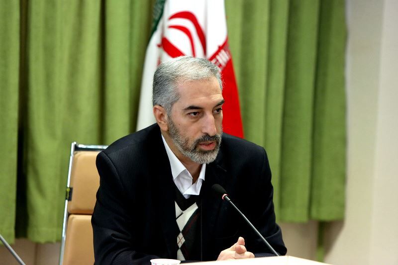 معاون وزیر ارشاد: من نماینده هنرمندان نیستم، نماینده دولت هستم