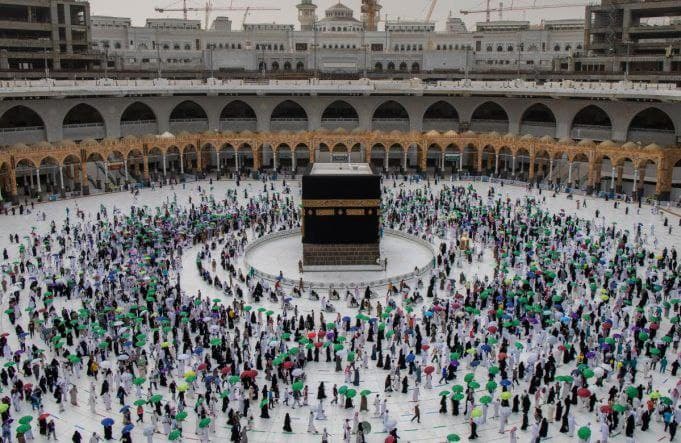 دونرخی بودن قیمت حج ۱۴۰۲ قطعی است/به‌دنبال کاهش هزینه‌ها هستیم
