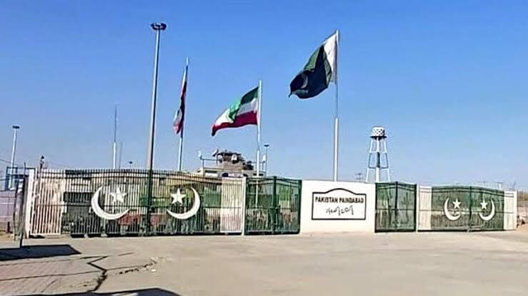 پاکستان گذرگاه مرزی میرجاوه را بازگشایی کرد