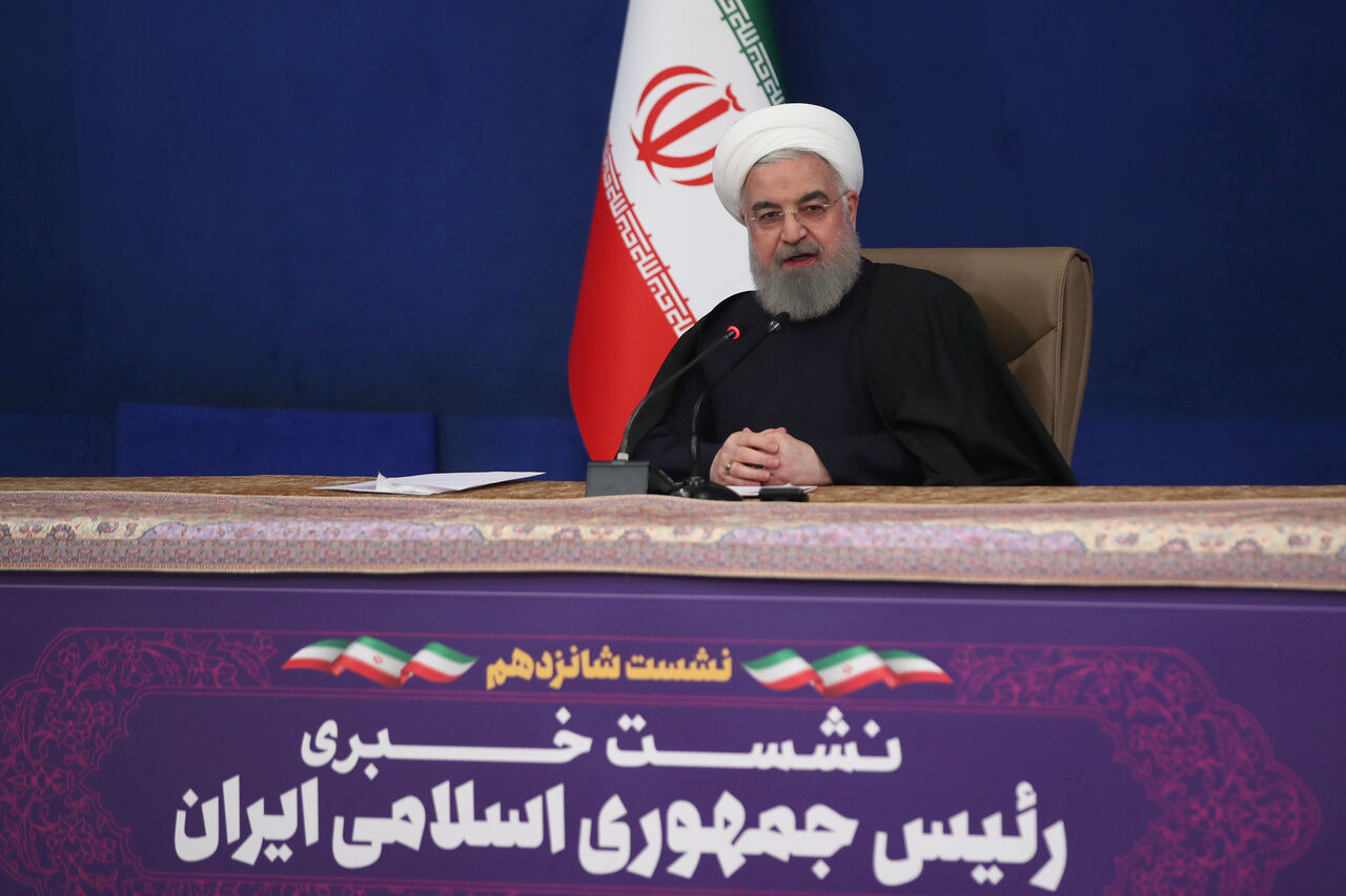دولت نمی‌گذارد عده‌ای پایان تحریم را به تأخیر بیندازند/ برجام مقابل ترامپ ایستاد