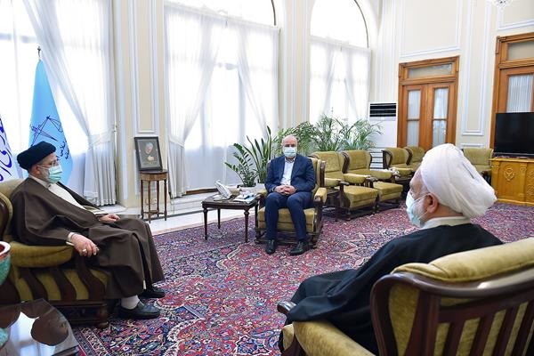 نشست سران قوا به میزبانی مجلس برگزار شد