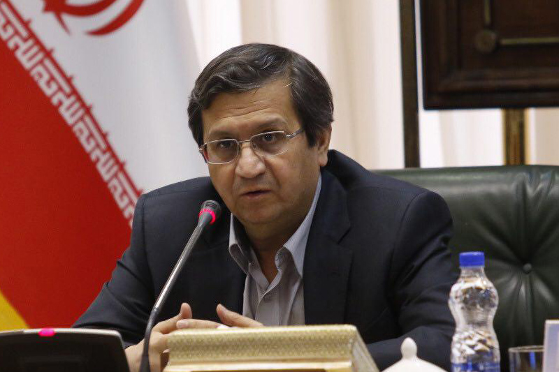 همتی: در حال خروج از رکود اقتصادی ناشی از کرونا هستیم