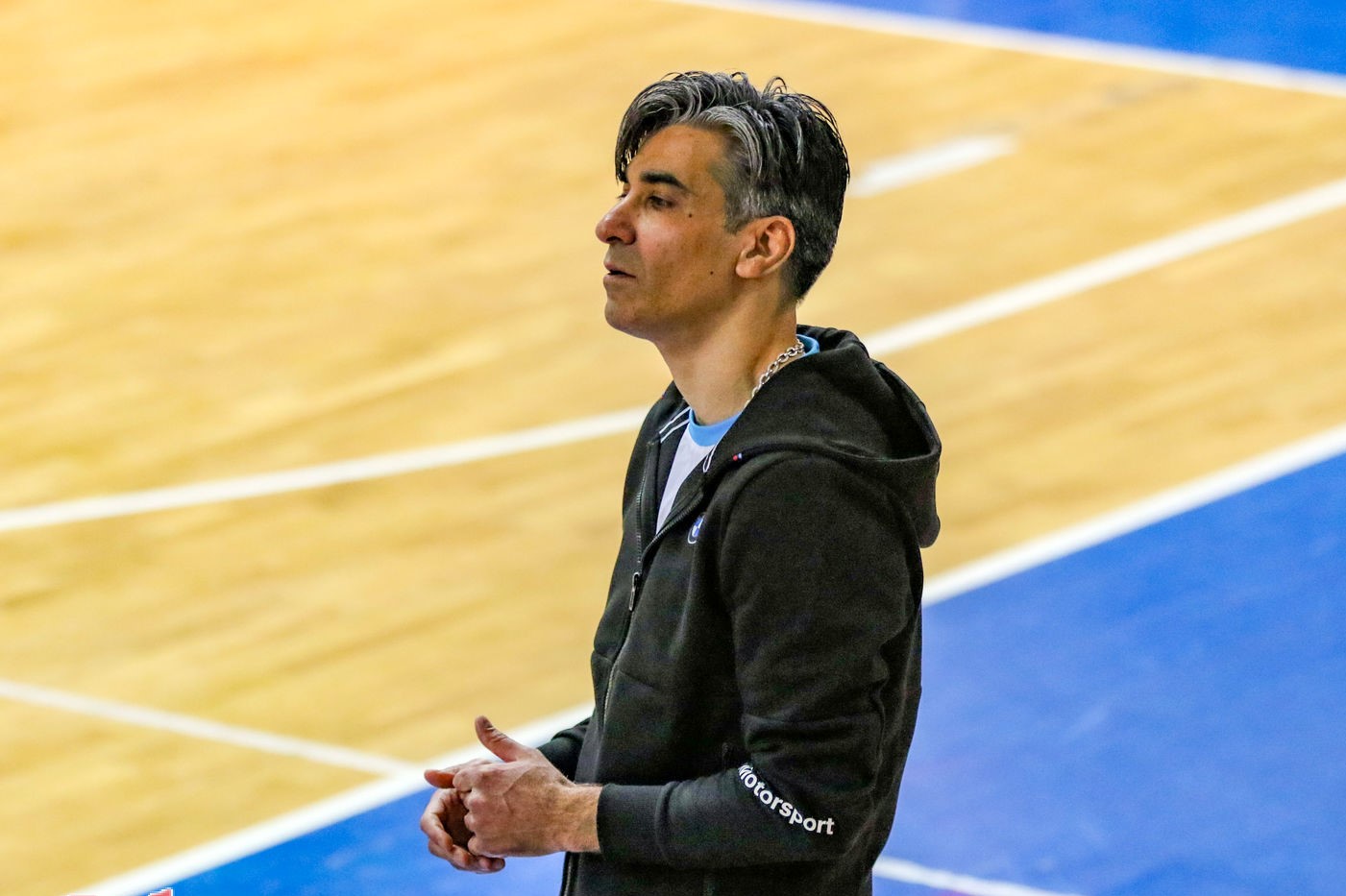وحید شمسایی راهی بیمارستان شد