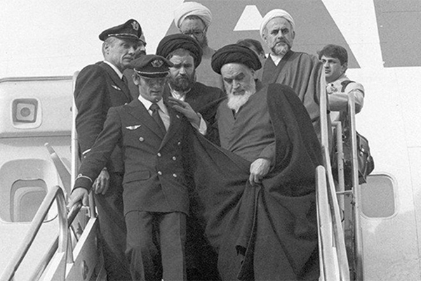 خمینی بت شکن آمد