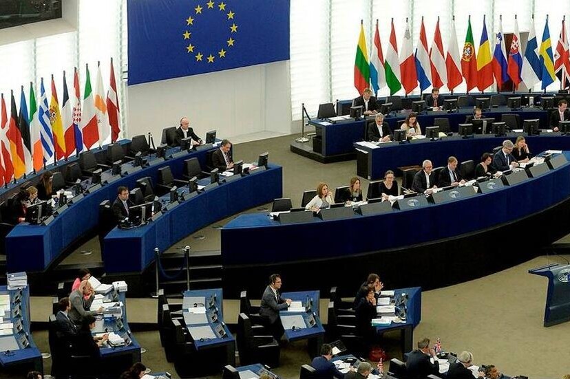 قانونگذار اروپایی: تحریم‌ها علیه ایران راهزنی بین‌المللی است