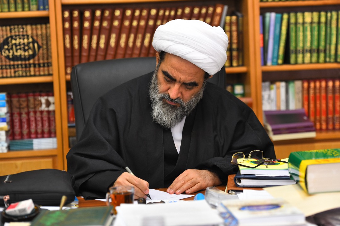 تبحر کمنظیر در علم رجال و تسلط بر آراء فقها، از برجستگیهای آیتاللهالعظمی شبیری زنجانی بود تبحر کمنظیر در علم رجال و تسلط بر آراء فقها، از برجستگیهای آیتاللهالعظمی شبیری زنجانی بود