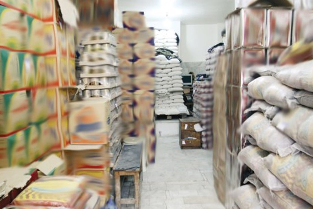 پنج هزار تُن کالاهای اساسی در قم توزیع شد