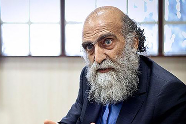 «کریم اکبری مبارکه» بر اثر ابتلا به کرونا درگذشت